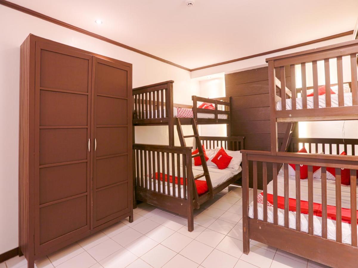 Oyo 759 Royal South Garden Suites Tagaytay City Bagian luar foto